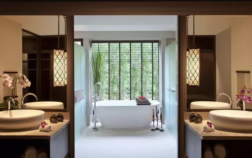 Junior Garden View Suite - Bathroom